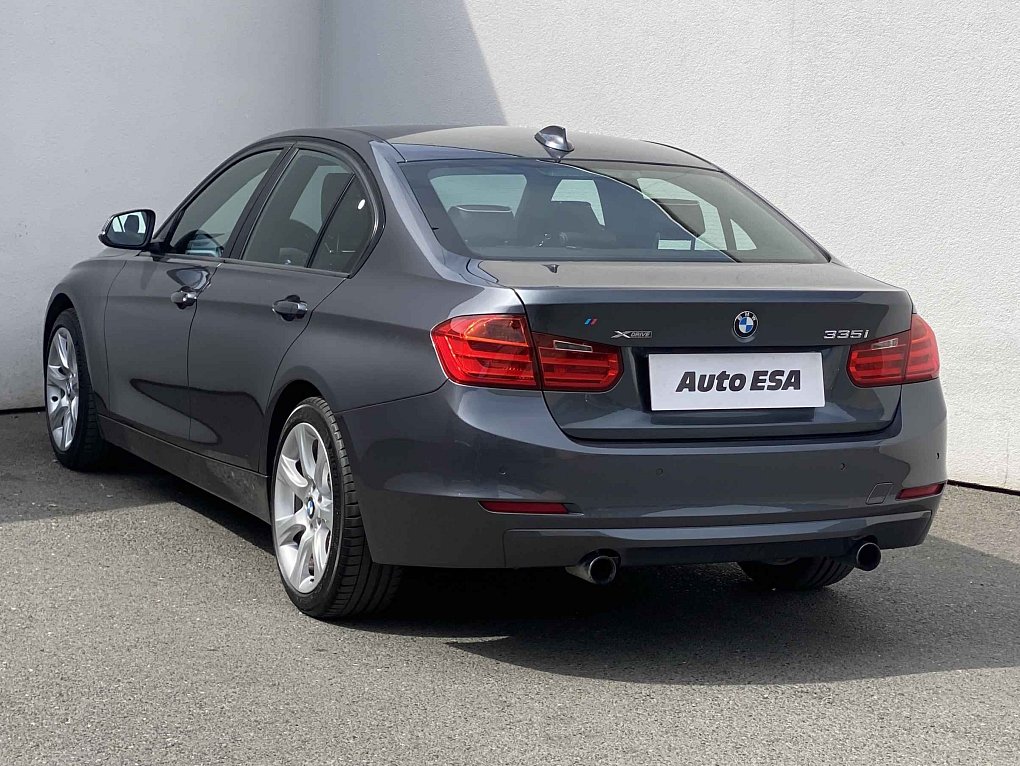 BMW Řada 3 3.0i  335i