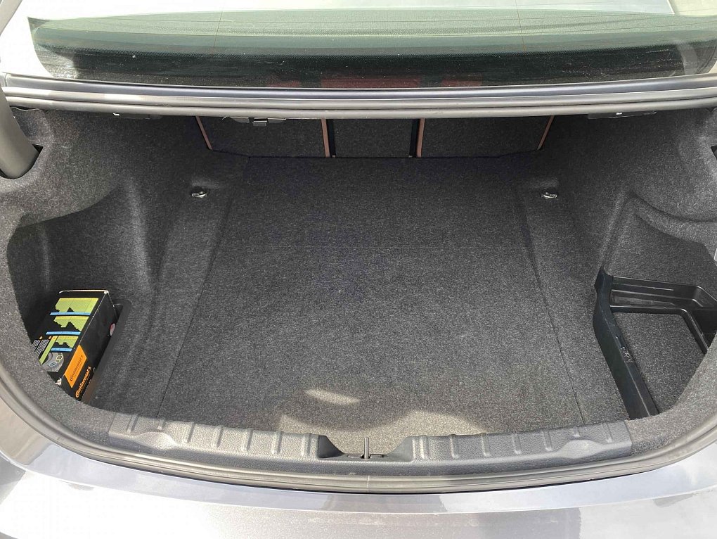 BMW Řada 3 3.0i  335i