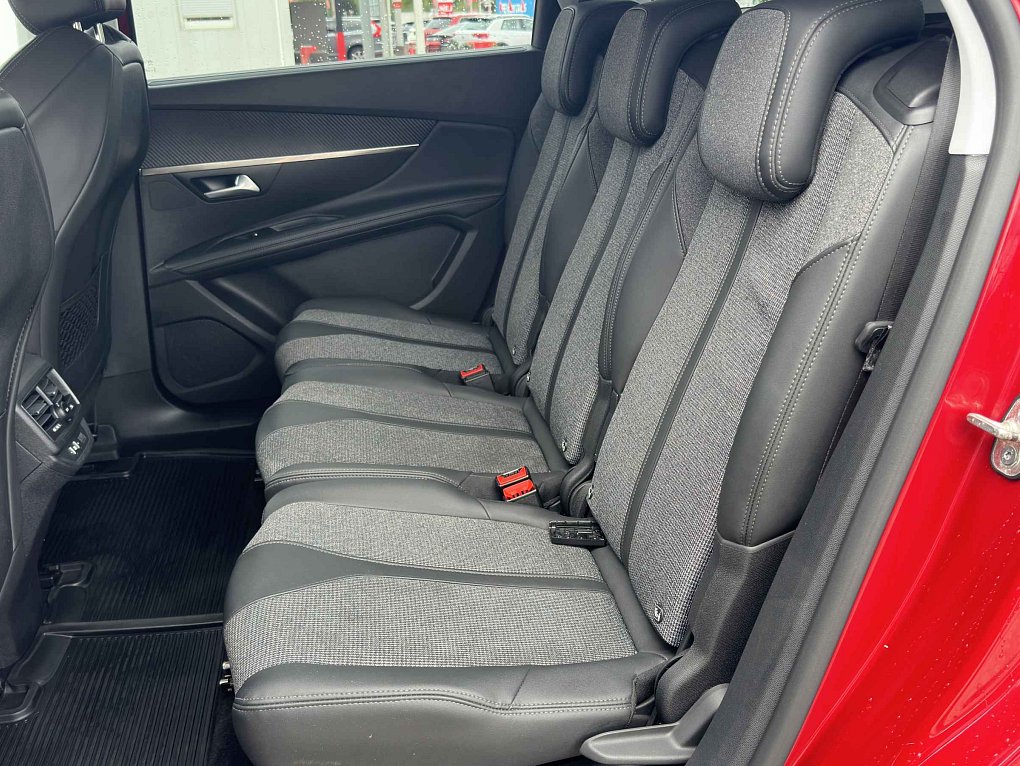 Peugeot 5008 1.5 HDi Allure