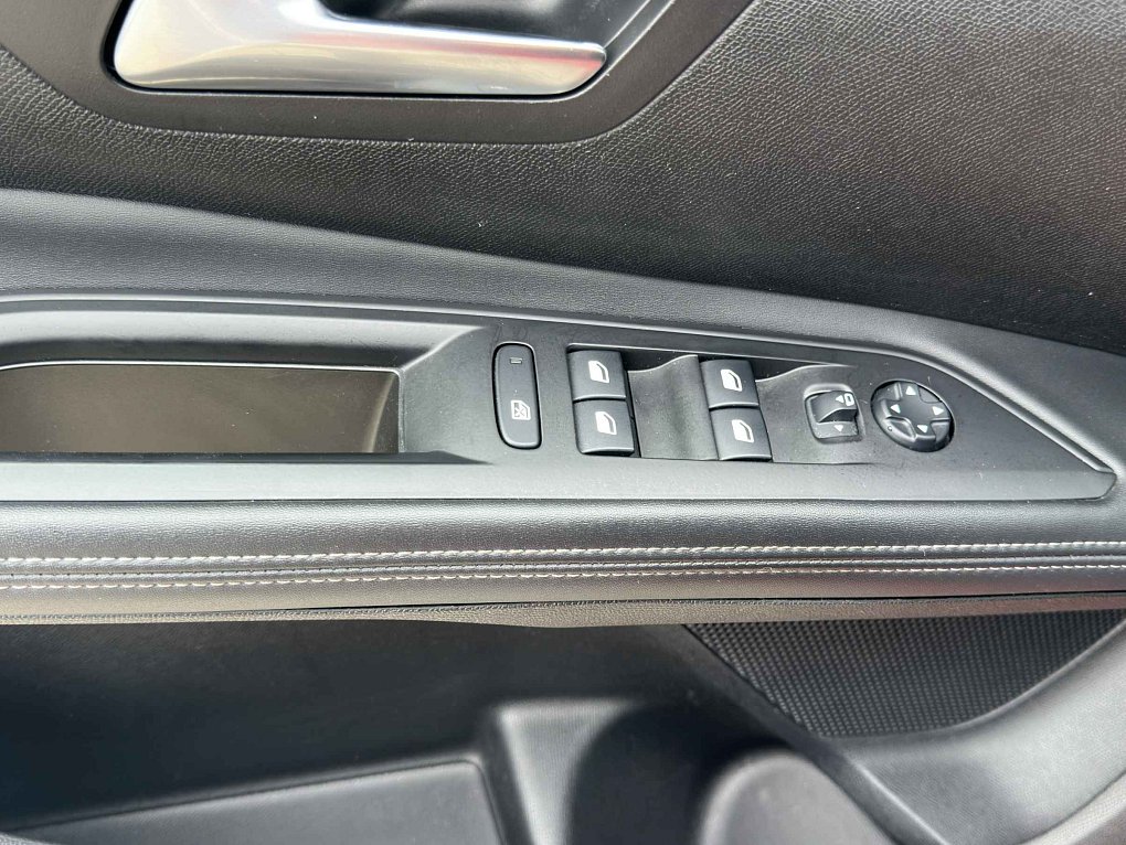 Peugeot 5008 1.5 HDi Allure