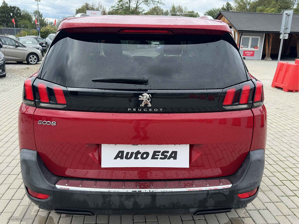 Peugeot 5008 1.5 HDi Allure
