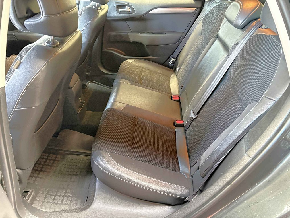 Citroën C4 1.6i 