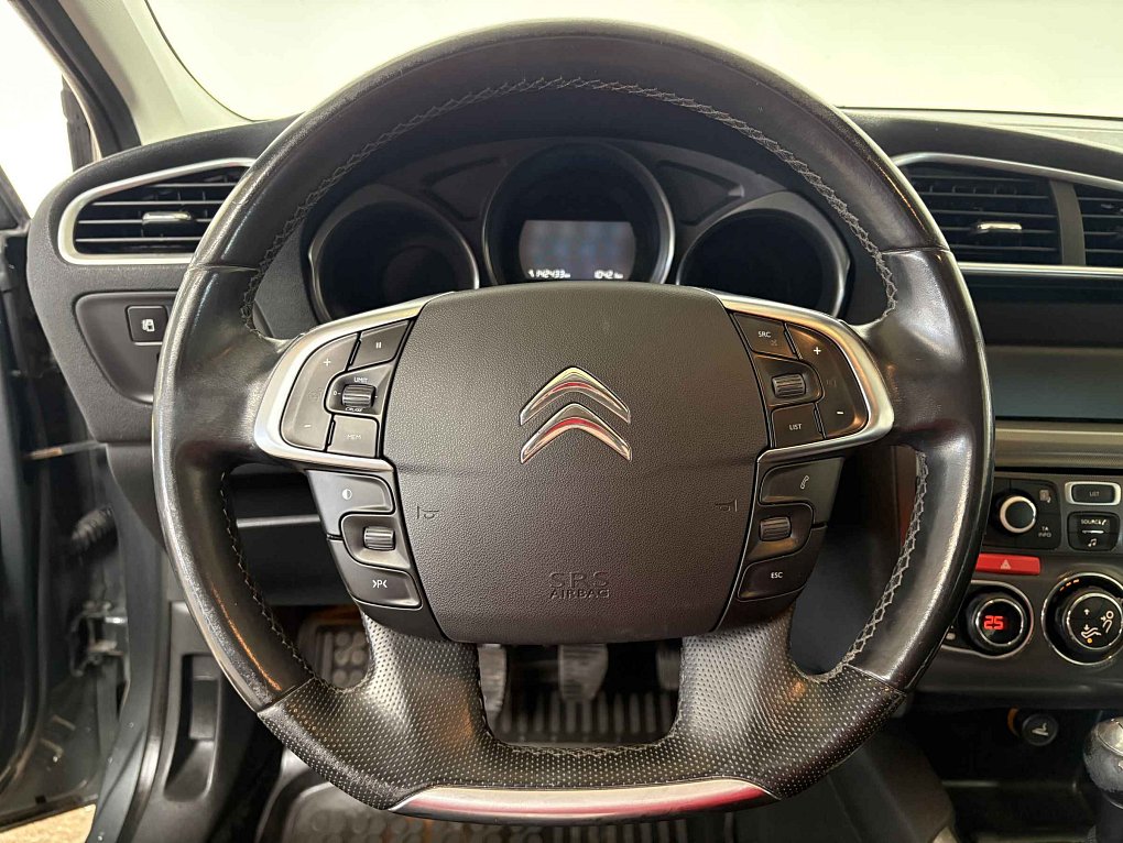 Citroën C4 1.6i 