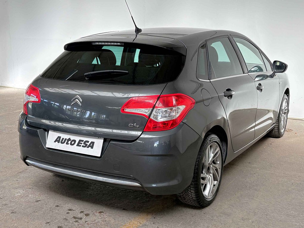 Citroën C4 1.6i 
