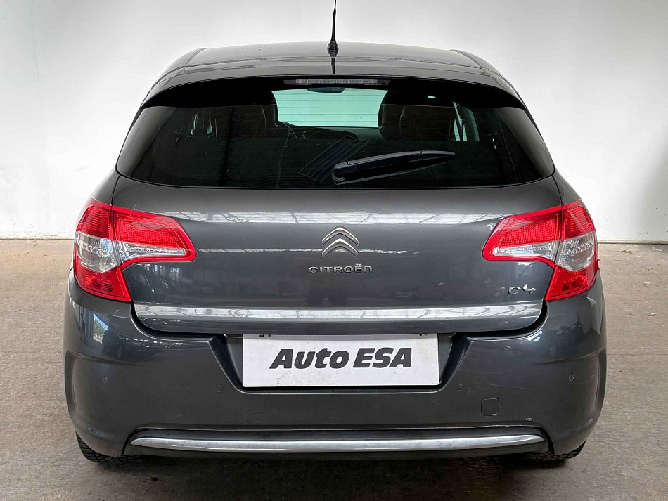 Citroën C4 1.6i 