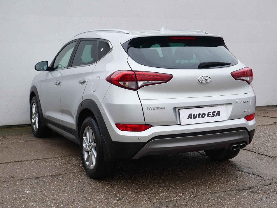 Hyundai Tucson 2.0 CRDi  4WD