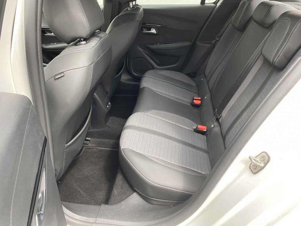 Peugeot 208 1.2PT Allure