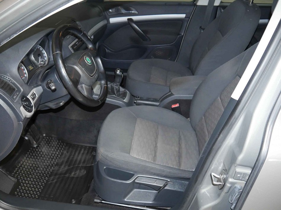 Škoda Octavia II 1.6 TDI 