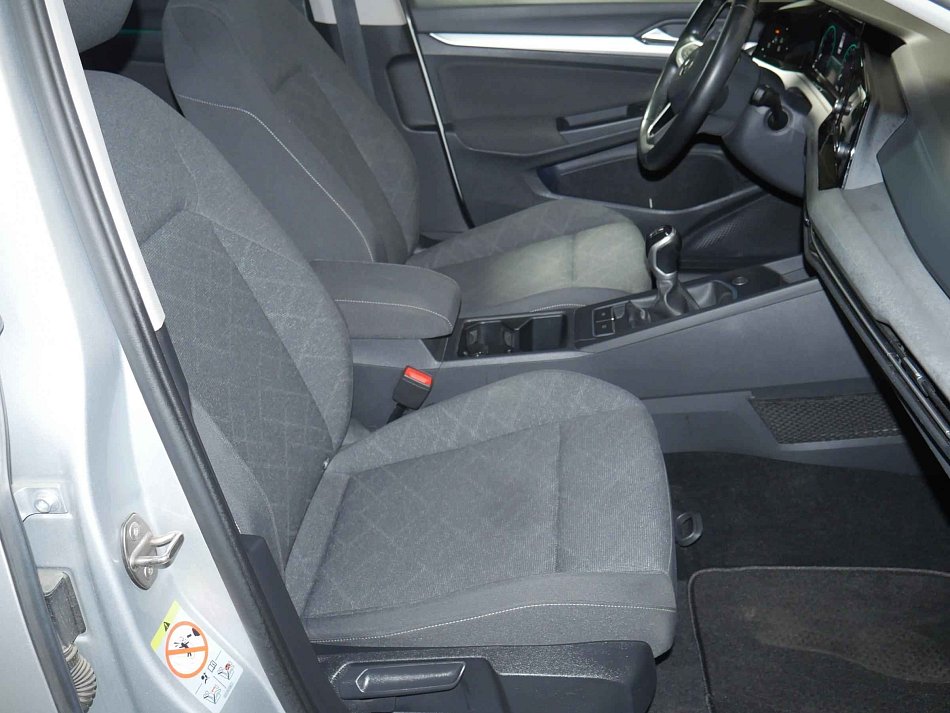 Volkswagen Golf 1.5 TSi 