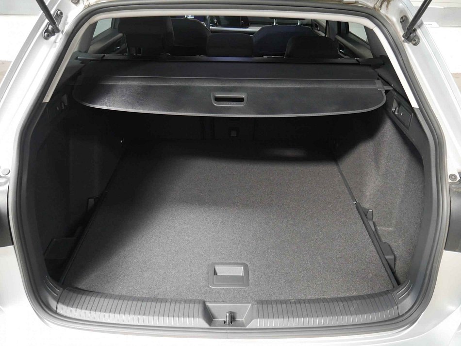 Volkswagen Golf 1.5 TSi 