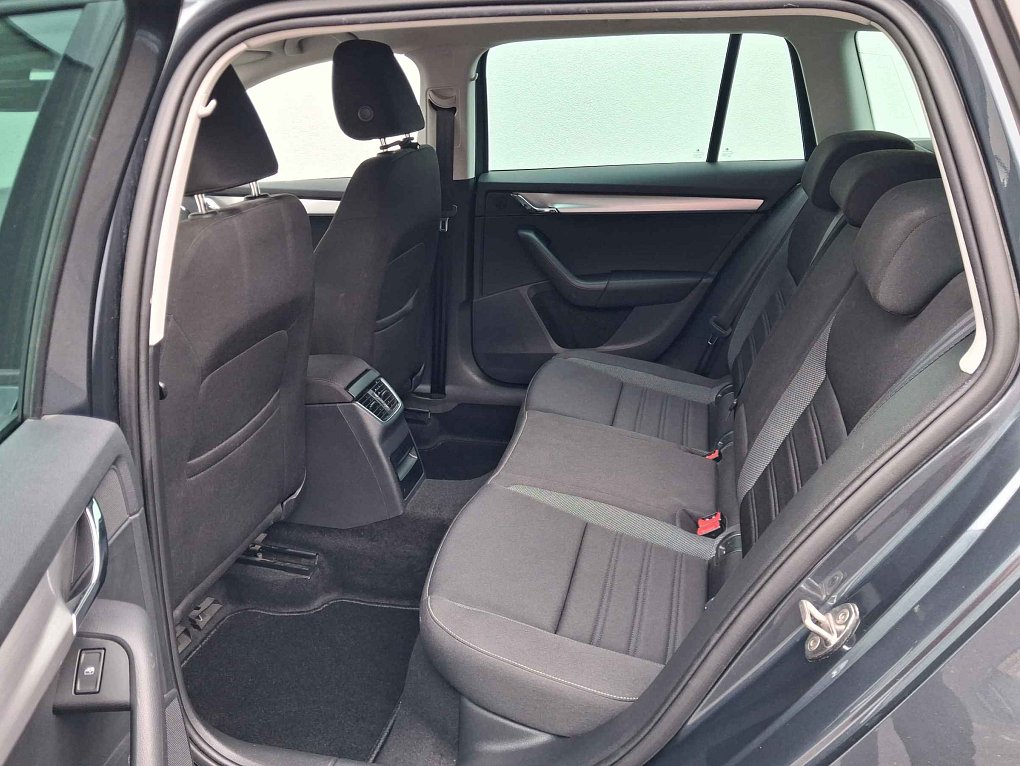 Škoda Octavia III 1.5 TSi Ambition