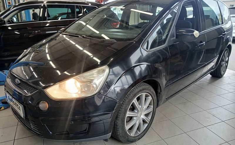 Ford S-MAX 2.0 TDCi 