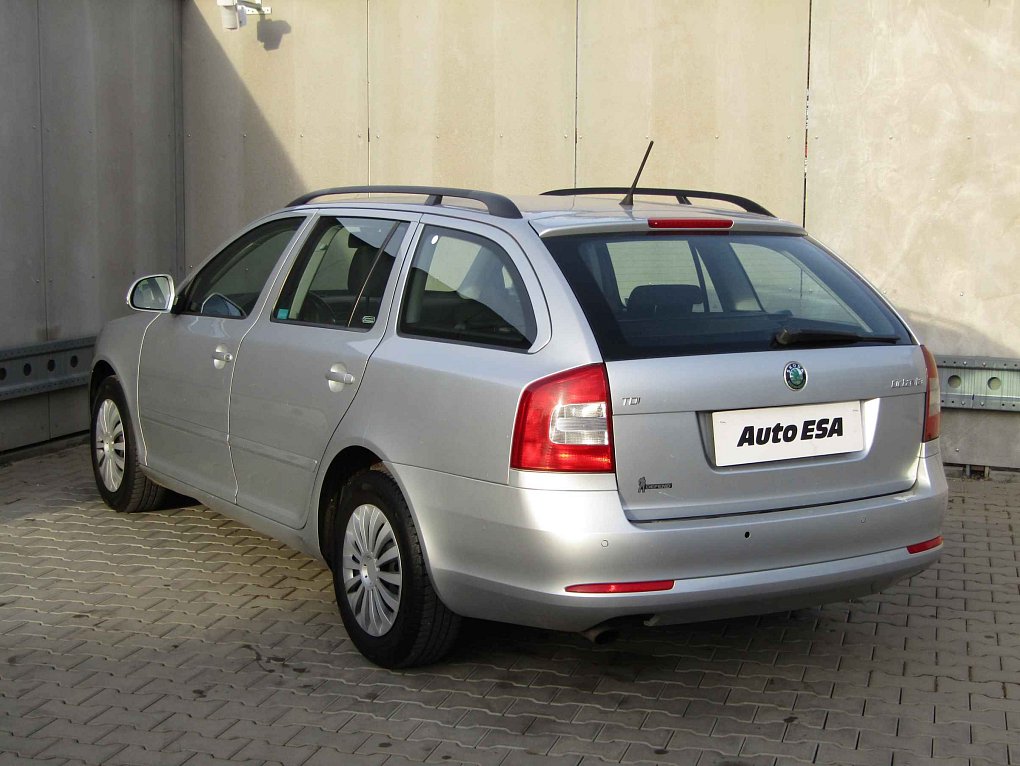 Škoda Octavia II 1.6 TDi Elegance