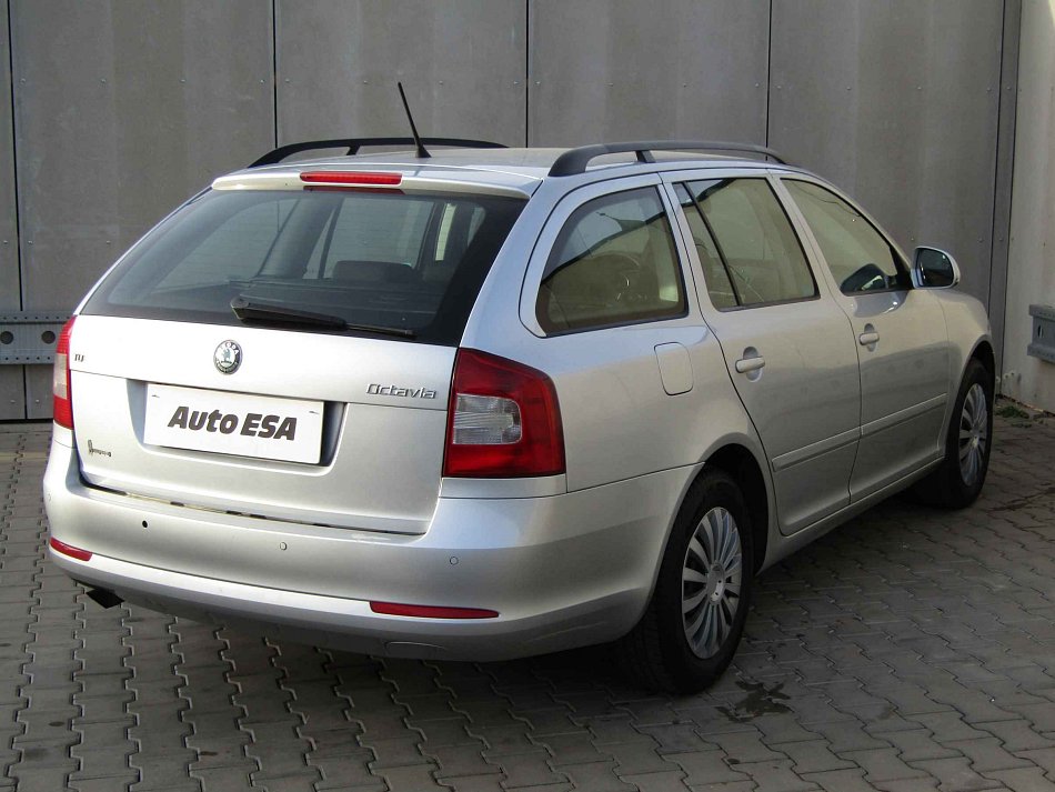 Škoda Octavia II 1.6 TDi Elegance