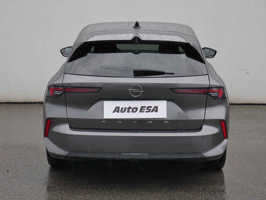Opel Astra 1.2PT 