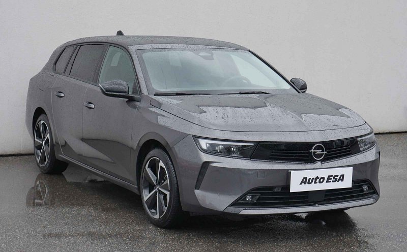 Opel Astra 1.2PT 