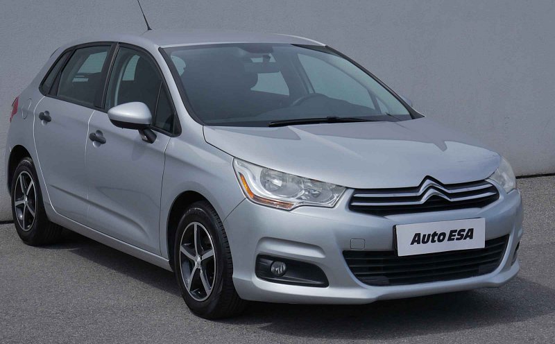 Citroën C4 1.4i 