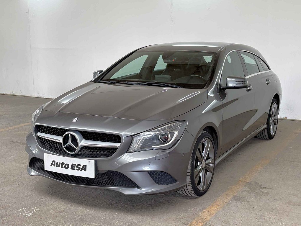 Mercedes-Benz CLA 1.6T  200