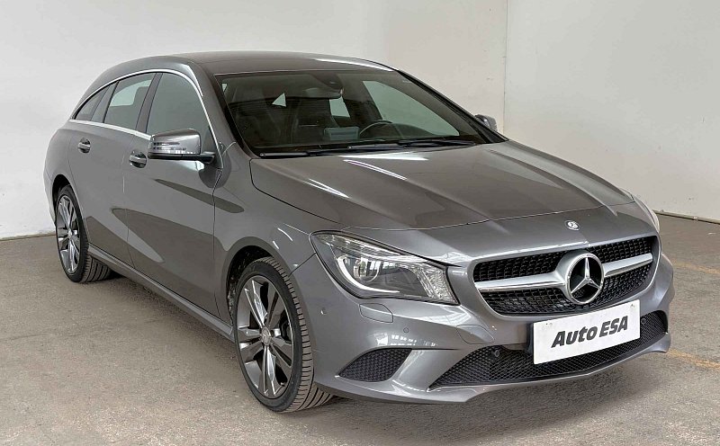 Mercedes-Benz CLA 1.6T  200