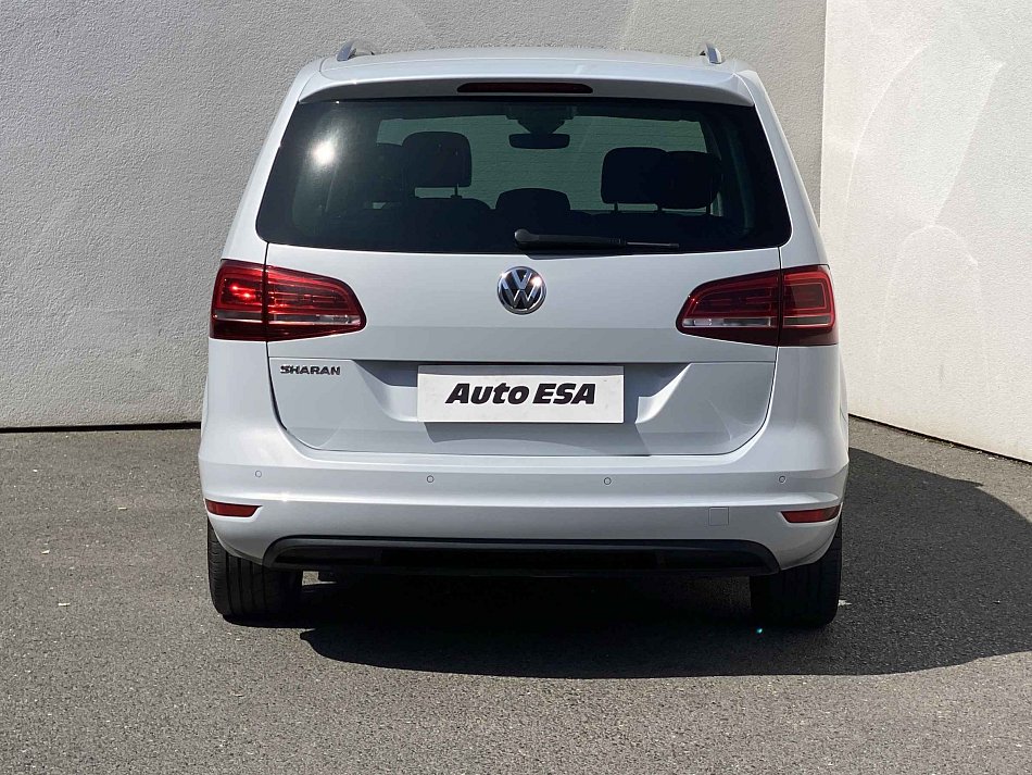 Volkswagen Sharan 2.0 TDI 