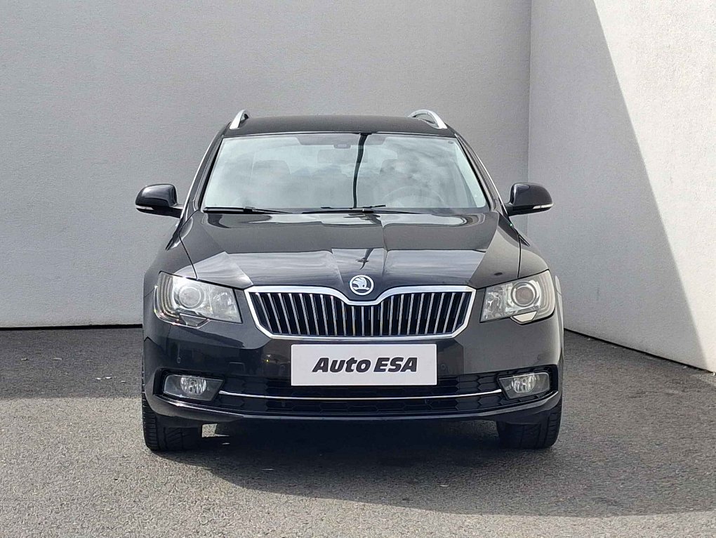 Škoda Superb II 2.0TDI Elegance 4x4