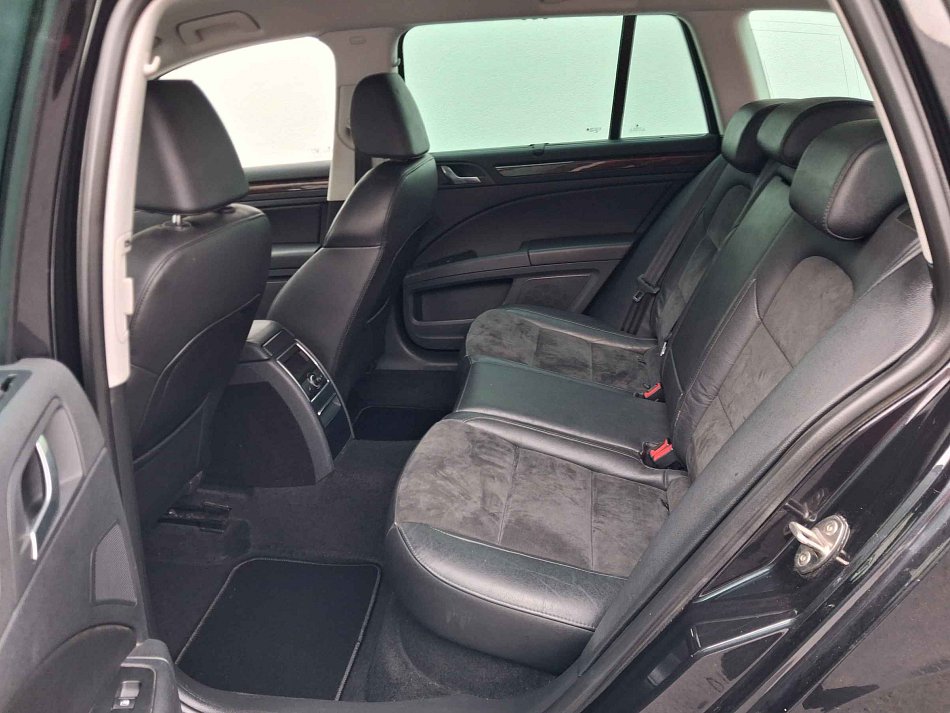 Škoda Superb II 2.0TDI Elegance 4x4