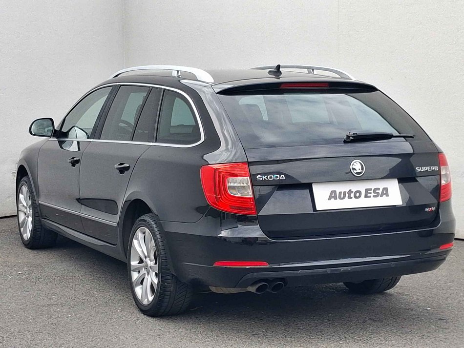 Škoda Superb II 2.0TDI Elegance 4x4