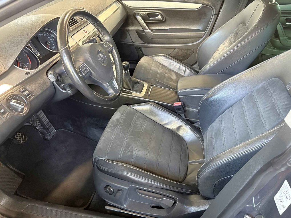 Volkswagen CC 2.0 TDi Sport