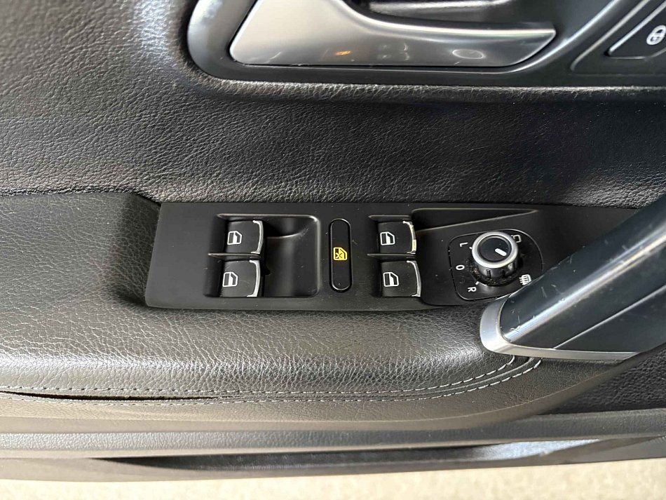 Volkswagen CC 2.0 TDi Sport