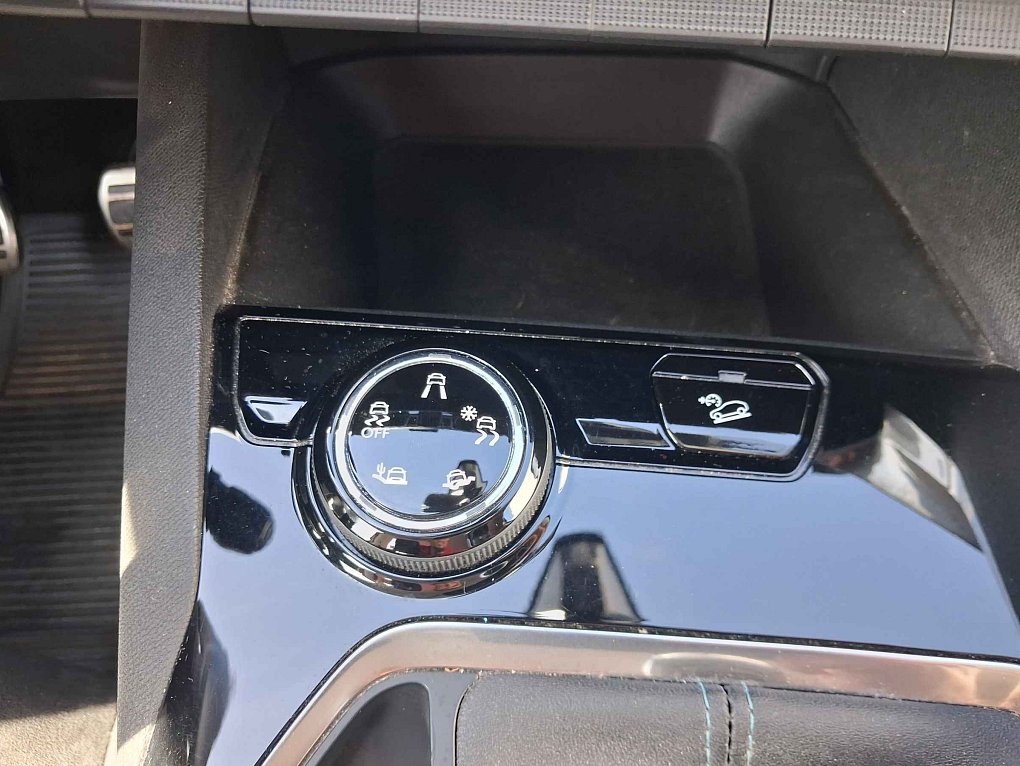 Peugeot 5008 1.2 PT Crossway