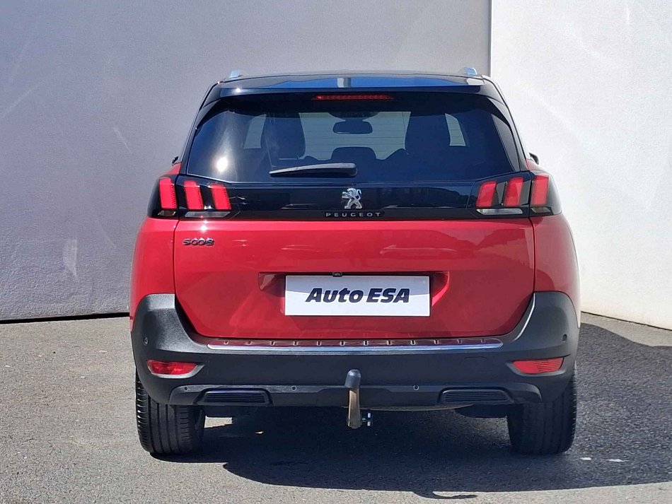 Peugeot 5008 1.2 PT Crossway