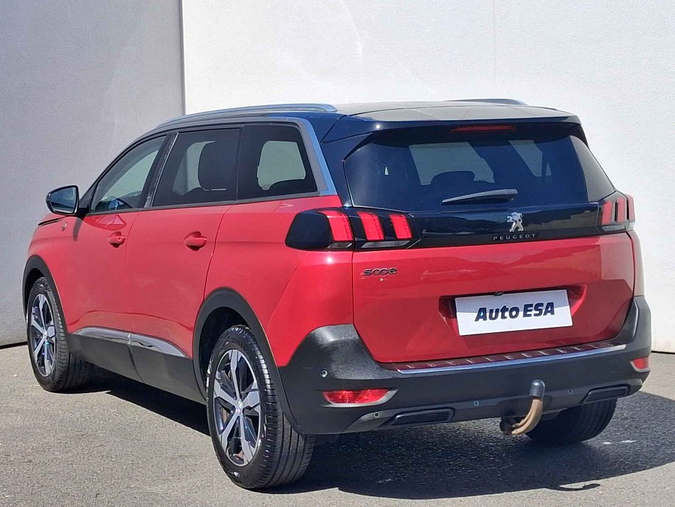 Peugeot 5008 1.2 PT Crossway