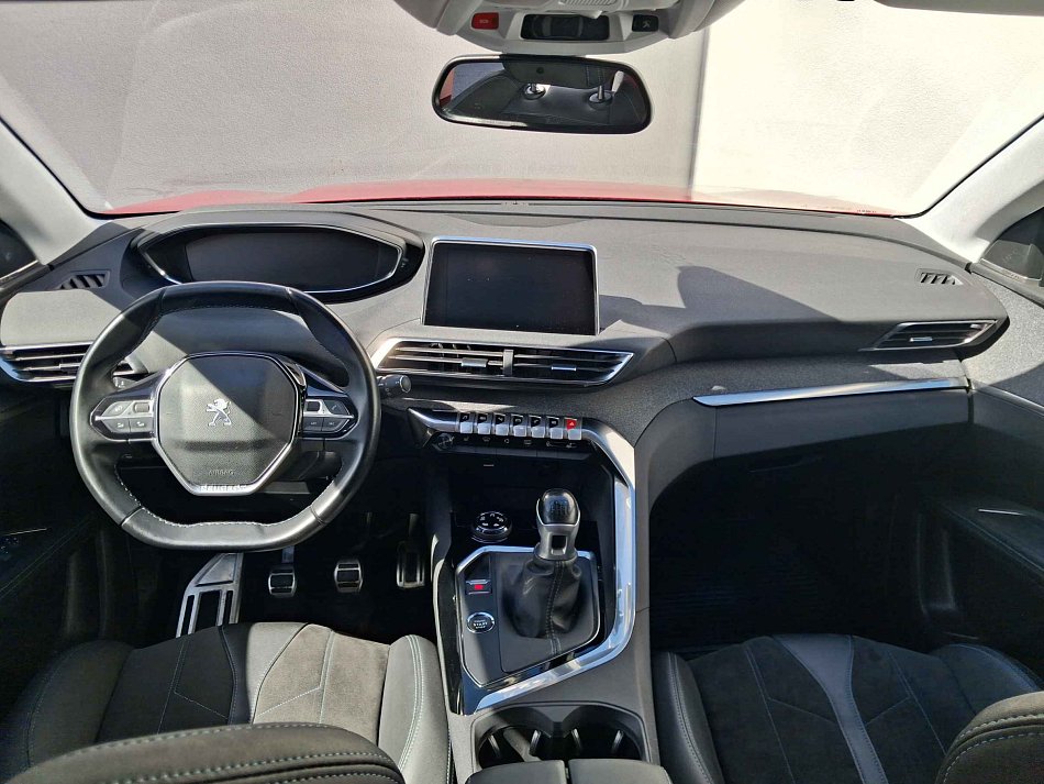 Peugeot 5008 1.2 PT Crossway