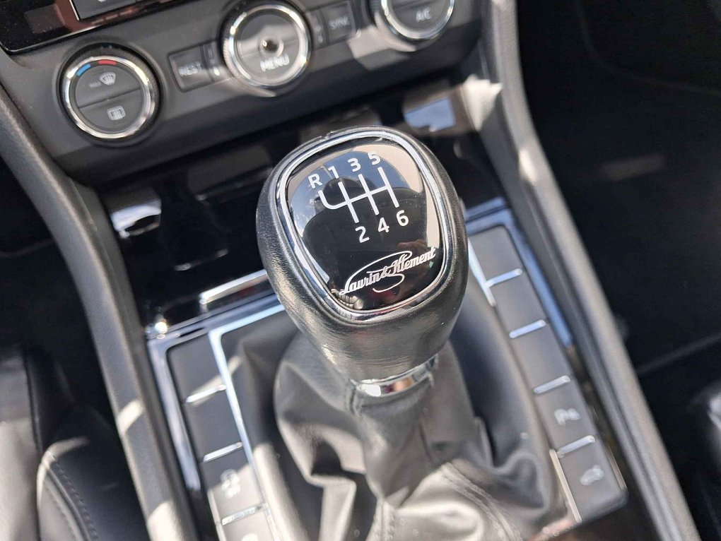 Škoda Superb III 2.0 TDi L&K