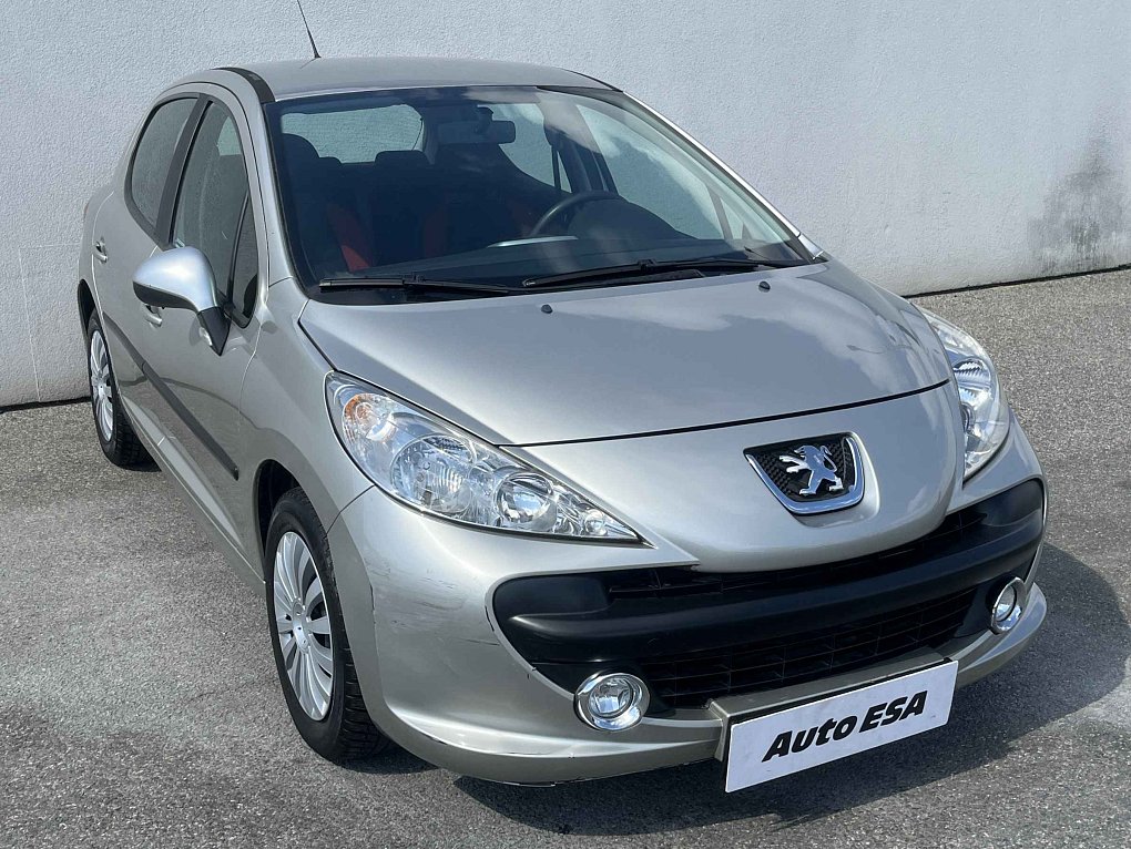 Peugeot 207 1.4i 