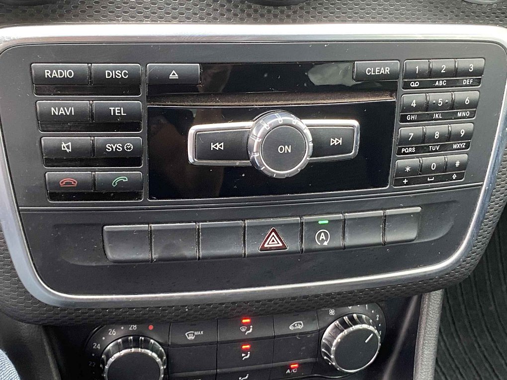 Mercedes-Benz Třída A 1.6i  A180