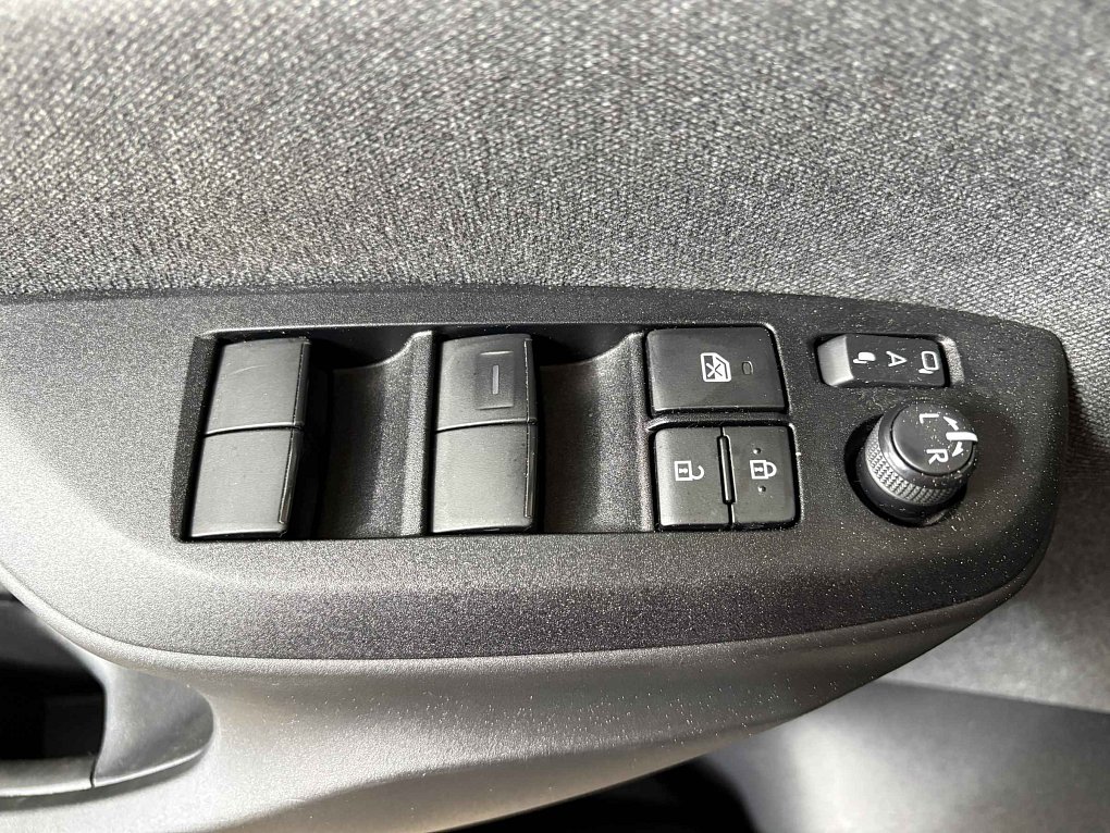 Mazda 2 1.5i 