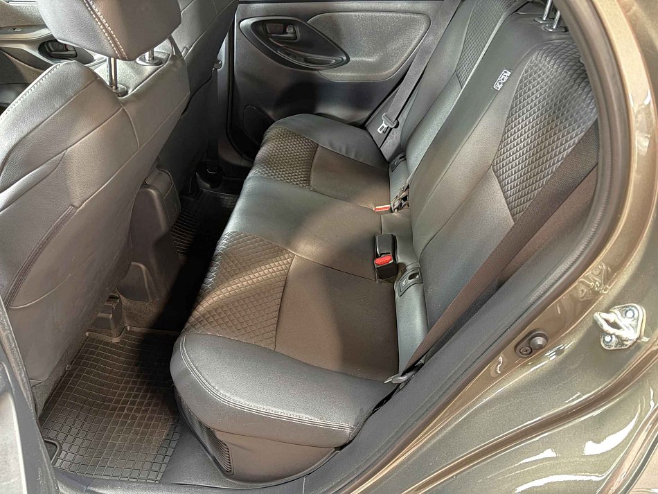 Mazda 2 1.5i 