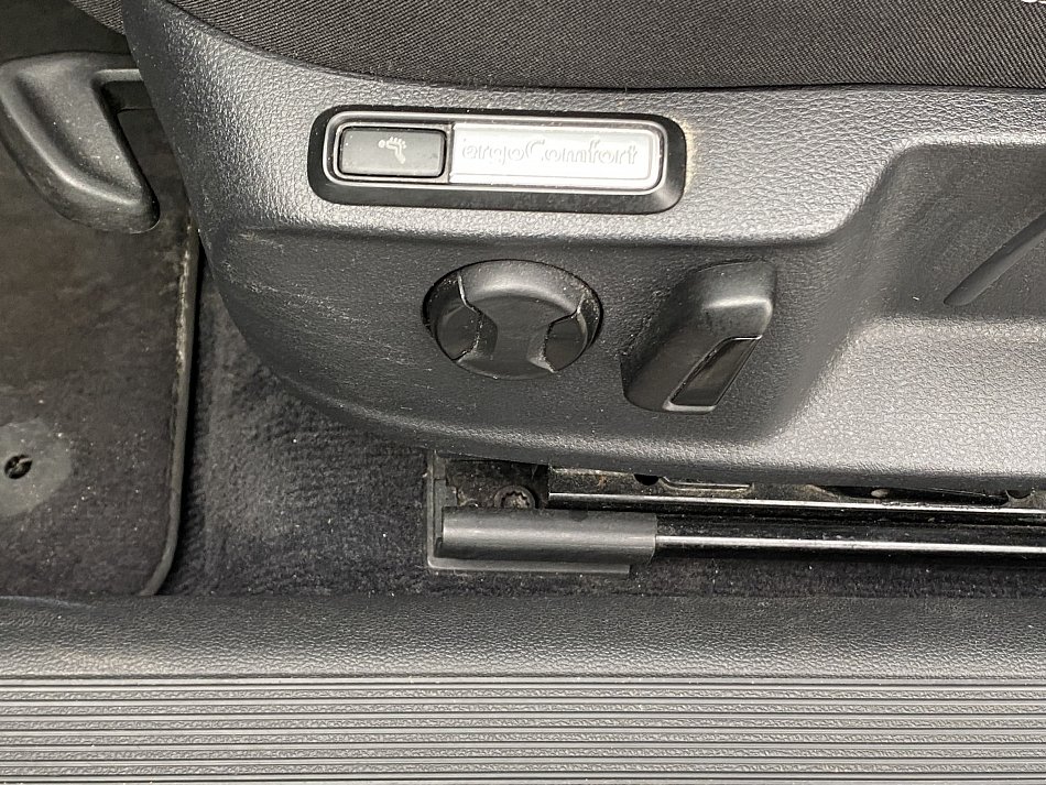 Volkswagen Passat 1.6 TDi Comfortline