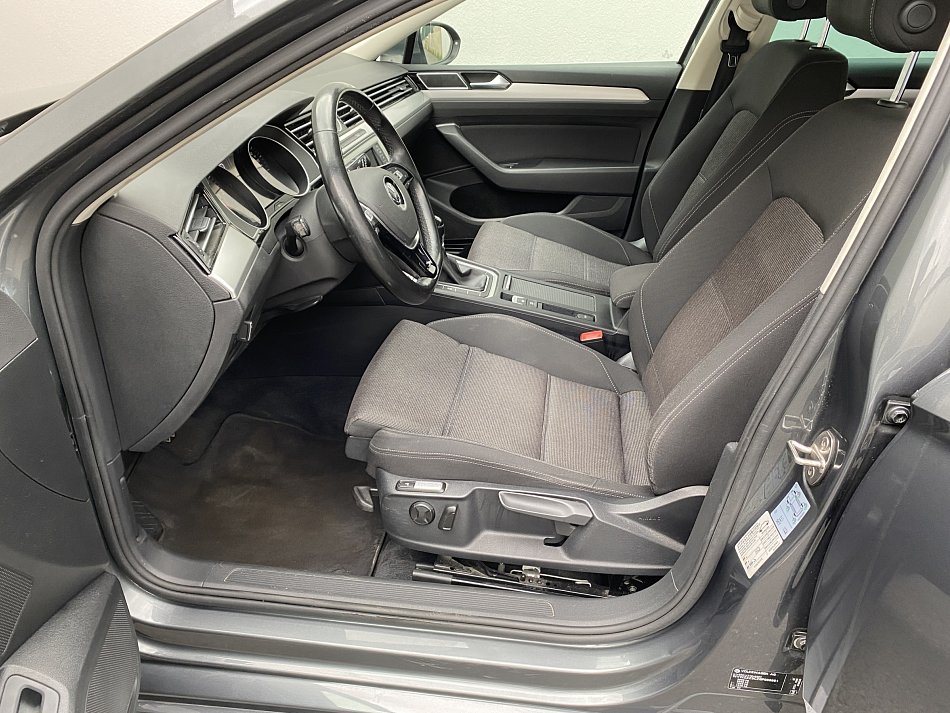 Volkswagen Passat 1.6 TDi Comfortline