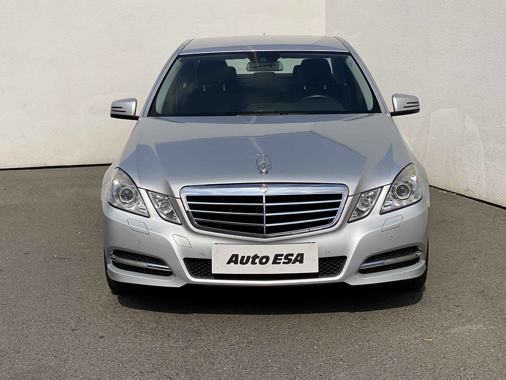 Mercedes-Benz Třída E 2.2 CDi Avantgarde E200