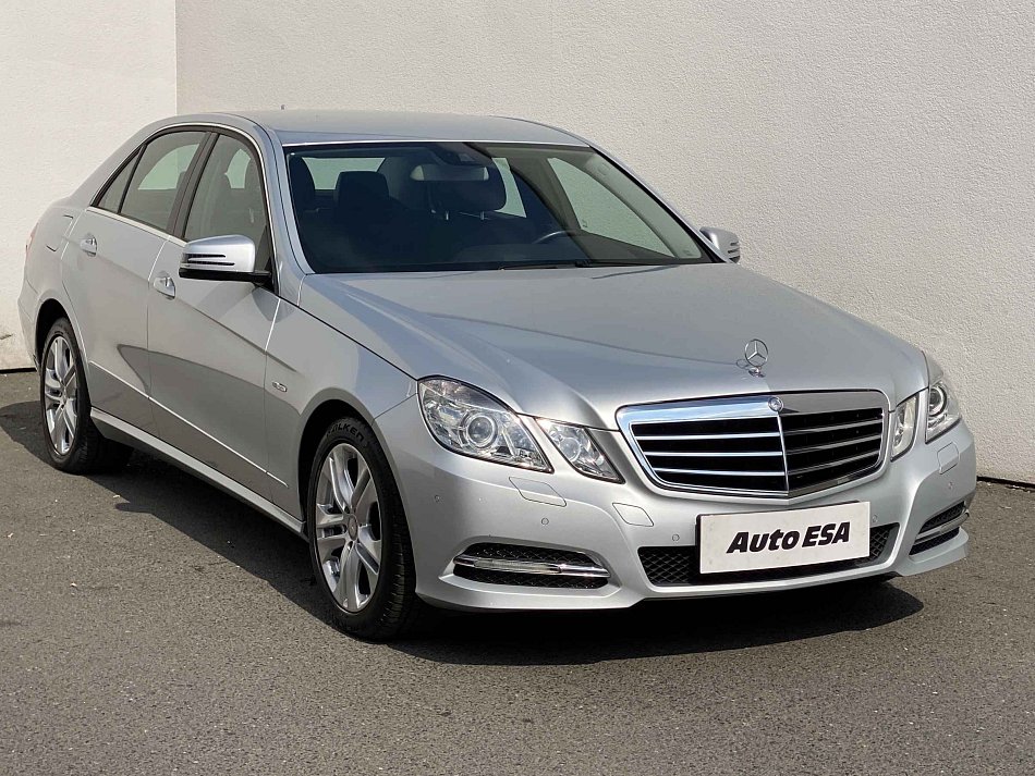 Mercedes-Benz Třída E 2.2 CDi Avantgarde E200