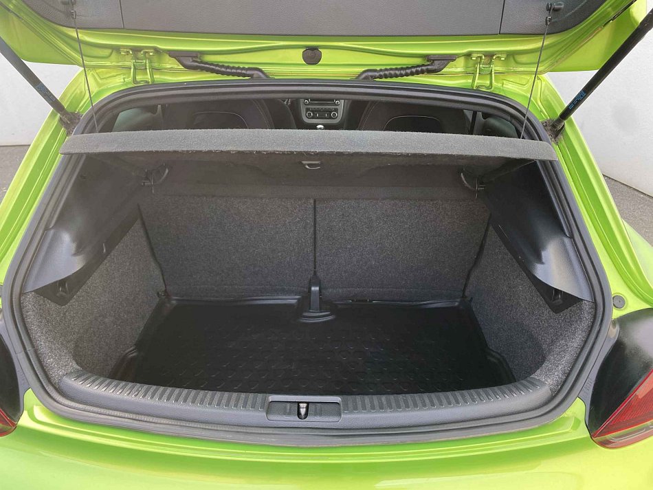 Volkswagen Scirocco 2.0 TDi Team