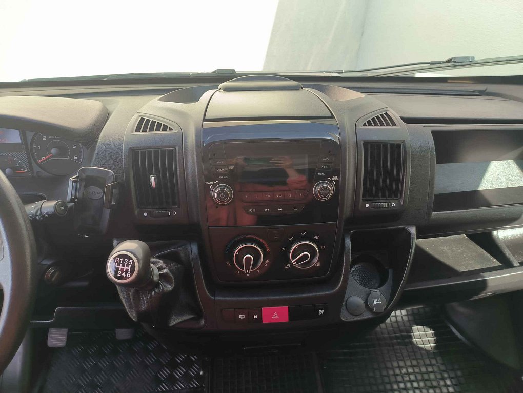 Citroën Jumper 2.0HDi  PLACHTA