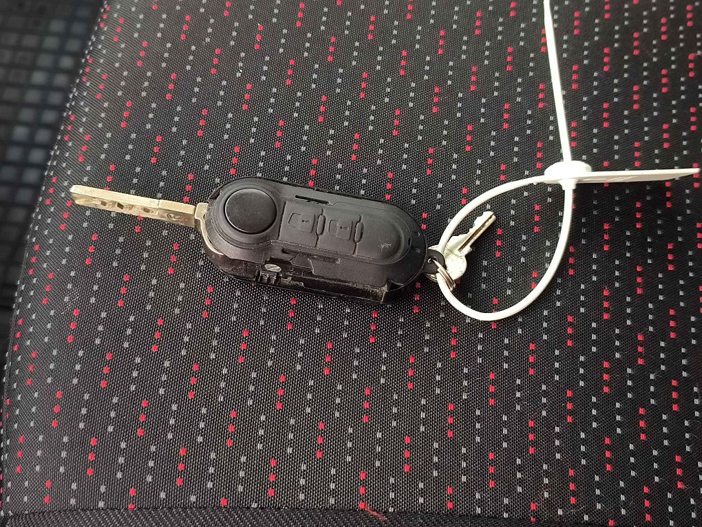 Citroën Jumper 2.0HDi  PLACHTA
