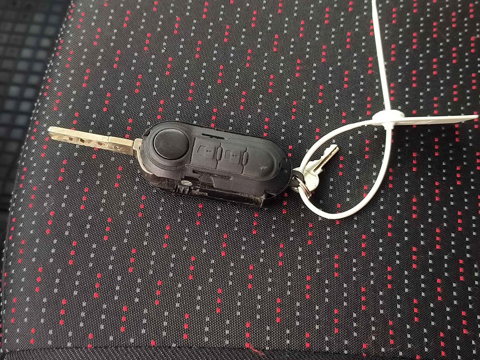 Citroën Jumper 2.0HDi  PLACHTA