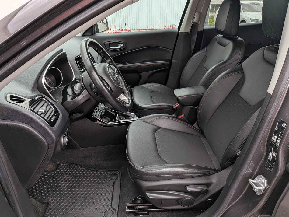 Jeep Compass 1.3 T Limited