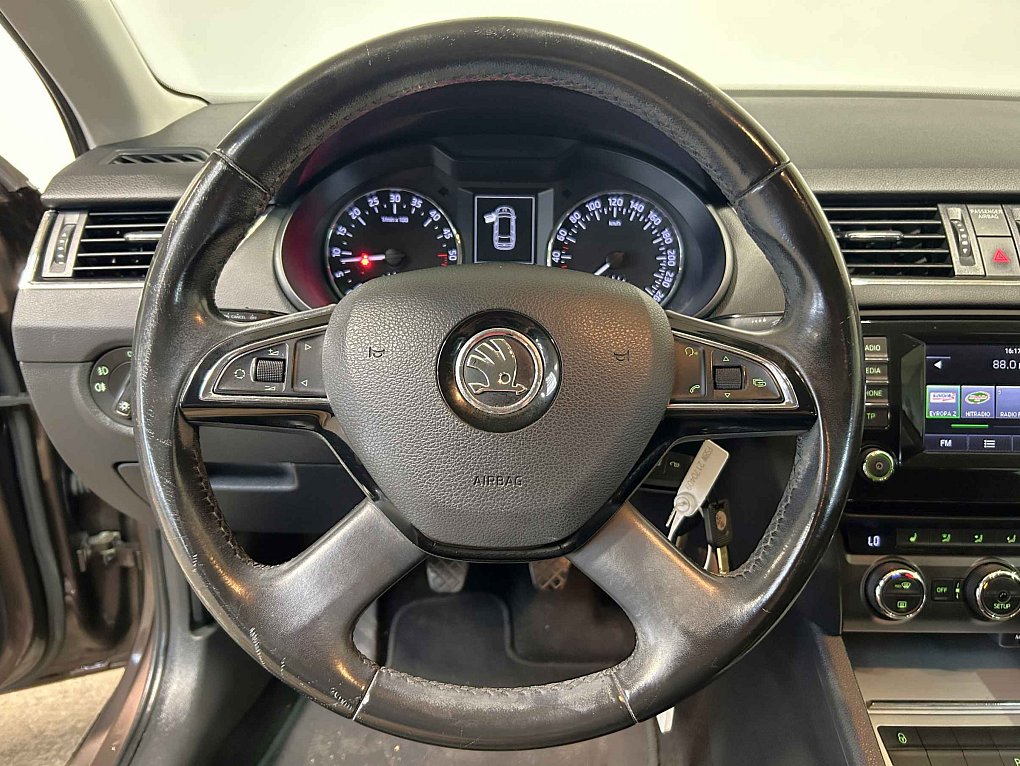 Škoda Octavia III 2.0TDI Elegance
