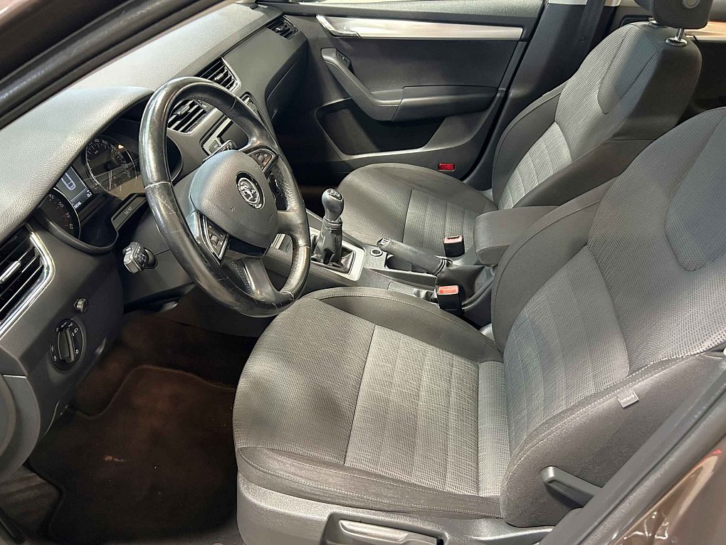 Škoda Octavia III 2.0TDI Elegance