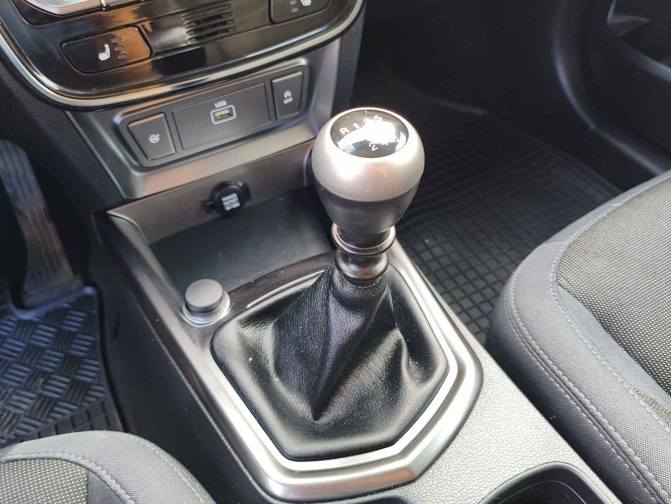 SsangYong Tivoli 1.5 TGDi 